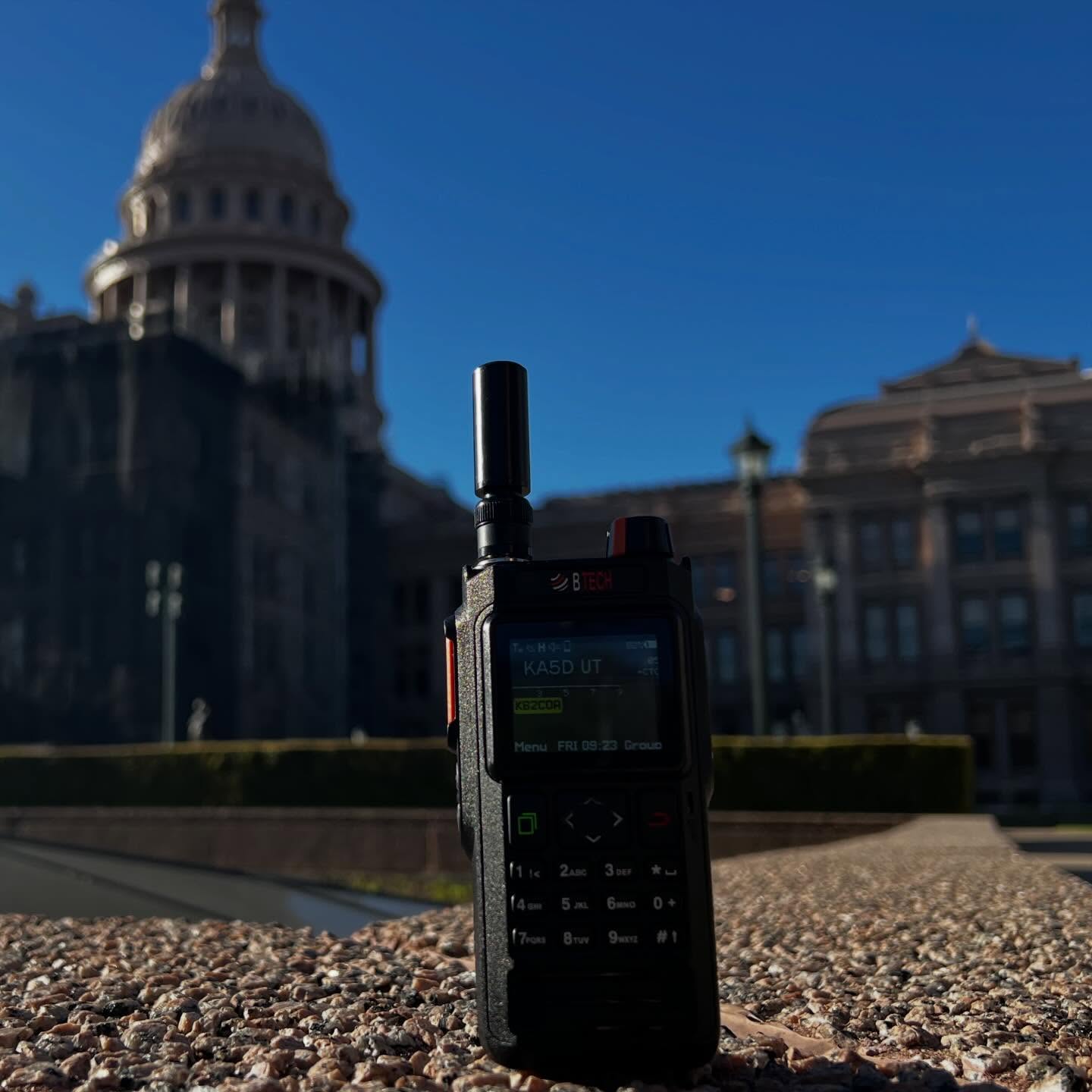 Operating my @btech_radios UV-Pro at the Texas Capitol today. It’s awesome having UT repeaters in range. #hamradio #gmrs #offgrid #offgridtechnology #btech